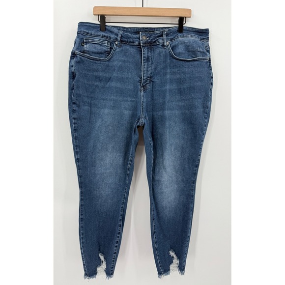 22W Judy Blue Women's Skinny Jeans - Blue - Picture 2 of 11